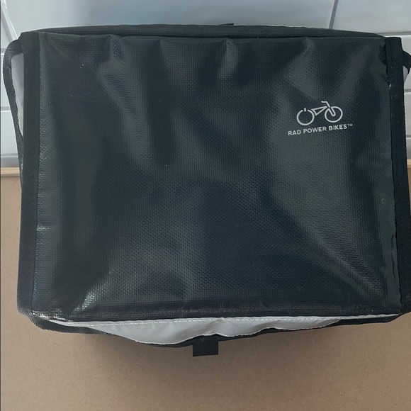 🚚RAD Power Bike Cooler
💵Bundle & Save💵 - Picture 1 of 6